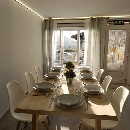 アパート El De Cristina *